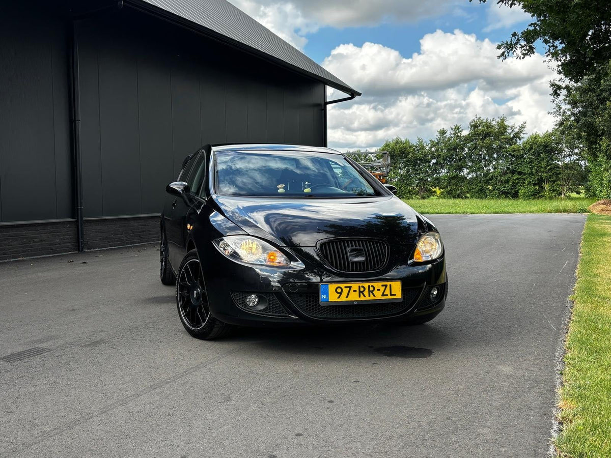 Recht van voren, voor de loods.
